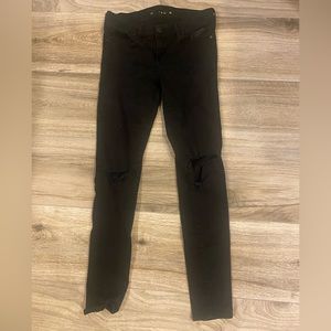 Mott and Bow Distressed Jeans (size 25)